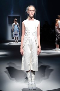 Krizia RTW Spring 2016