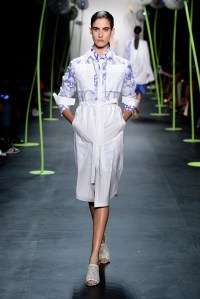 Lie Sangbong Ready To Wear Spring 2016