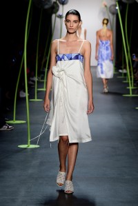 Lie Sangbong Ready To Wear Spring 2016
