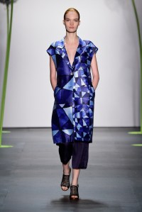 Lie Sangbong Ready To Wear Spring 2016