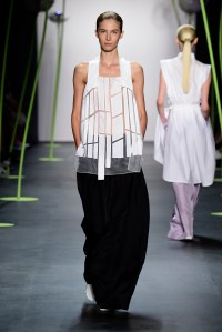 Lie Sangbong Ready To Wear Spring 2016