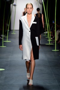 Lie Sangbong Ready To Wear Spring 2016