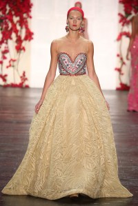 Naeem Khan RTW Spring 2016
