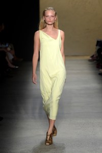 Narciso Rodriguez RTW Spring 2016