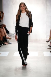 Nicole Miller RTW Spring 2016