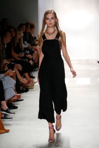 Nicole Miller RTW Spring 2016