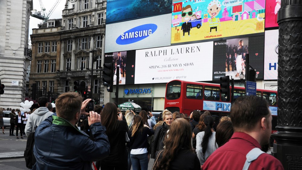 Ralph Lauren Show Streams London Piccadilly Circus