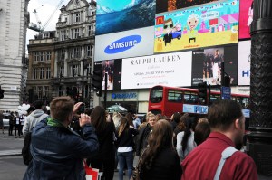 Ralph Lauren Show Streams London Piccadilly Circus