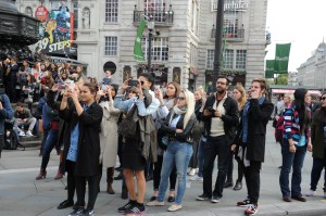 Ralph Lauren Show Streams London Piccadilly Circus
