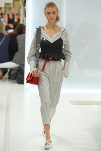 Tod's RTW Spring 2016