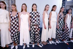 Victoria Beckham RTW Spring 2016