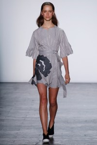 Vivienne Tam RTW Spring 2016