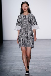Vivienne Tam RTW Spring 2016
