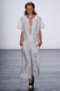 Vivienne Tam RTW Spring 2016