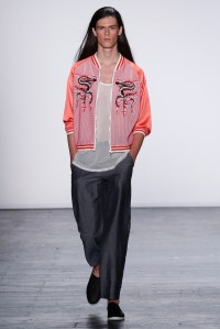 Vivienne Tam RTW Spring 2016