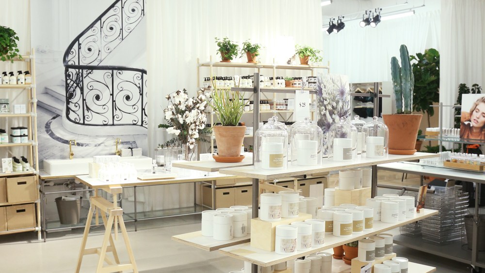 & Other Stories Flagship at 505 Fifth Avenue