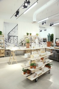 & Other Stories Flagship at 505 Fifth Avenue