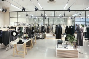 & Other Stories Flagship at 505 Fifth Avenue