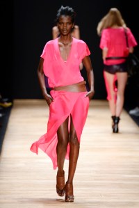 Barbara Bui RTW Spring 2016