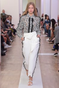 Emanuel Ungaro RTW Spring 2016