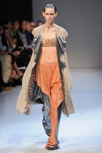 Esteban Cortazar RTW Spring 2016