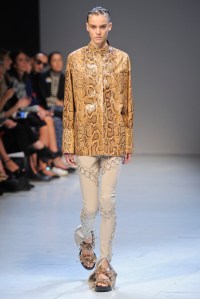 Esteban Cortazar RTW Spring 2016