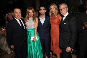 Tommy Mottola, Thalia, Joe Jonas, Dee and Tommy Hilfiger.