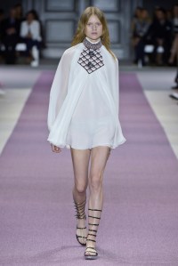 Giambattista Valli RTW Spring 2016