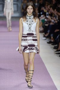 Giambattista Valli RTW Spring 2016
