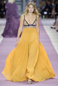 Giambattista Valli RTW Spring 2016
