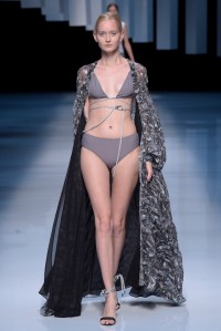 Hanae Mori RTW Spring 2016 Tokyo