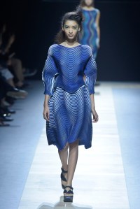 Issey Miyake RTW Spring 2016