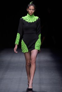John Herrera RTW Spring 2016 Asian Fashion Meets Tokyo