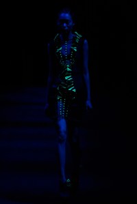 John Herrera RTW Spring 2016 Asian Fashion Meets Tokyo