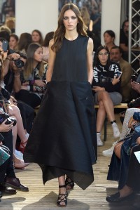 Maison Rabih Kayrouz RTW Spring 2016