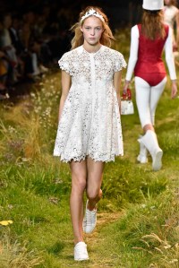 Moncler Gamme Rouge RTW Spring 2016
