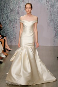 Monique Lhuillier Bridal Fall 2016