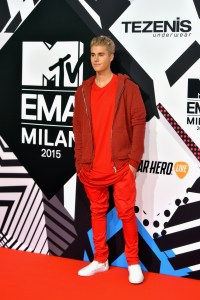 Justin Bieber 2015 MTV Europe Music Awards
