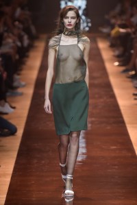 Nina Ricci RTW Spring 2016