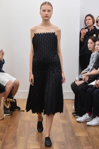 Noir Kei Ninomiya RTW Spring 2016
