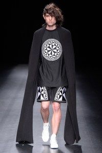 Renan Pacson RTW Spring 2016 Asian Fashion Meets Tokyo