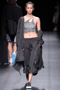 Renan Pacson RTW Spring 2016 Asian Fashion Meets Tokyo