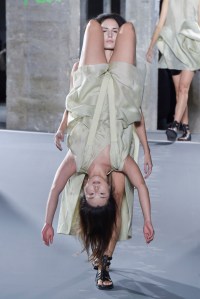 Rick Owens RTW Spring 2016