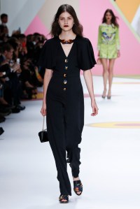 Shiatzy Chen RTW Spring 2016