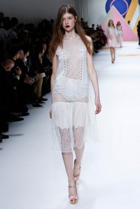 Shiatzy Chen RTW Spring 2016