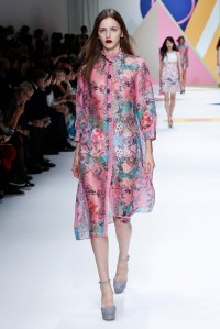 Shiatzy Chen RTW Spring 2016