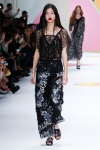 Shiatzy Chen RTW Spring 2016