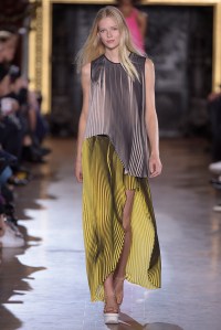 Stella McCartney RTW Spring 2016