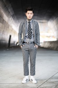 Seoul Fashion Week street style.