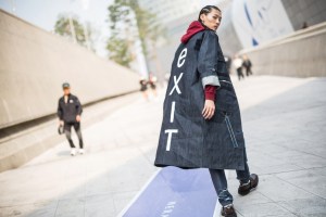 Seoul Fashion Week street style.